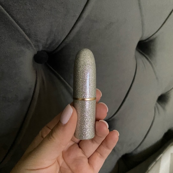 MAC All I Want Lipstick - Picture 4 of 4